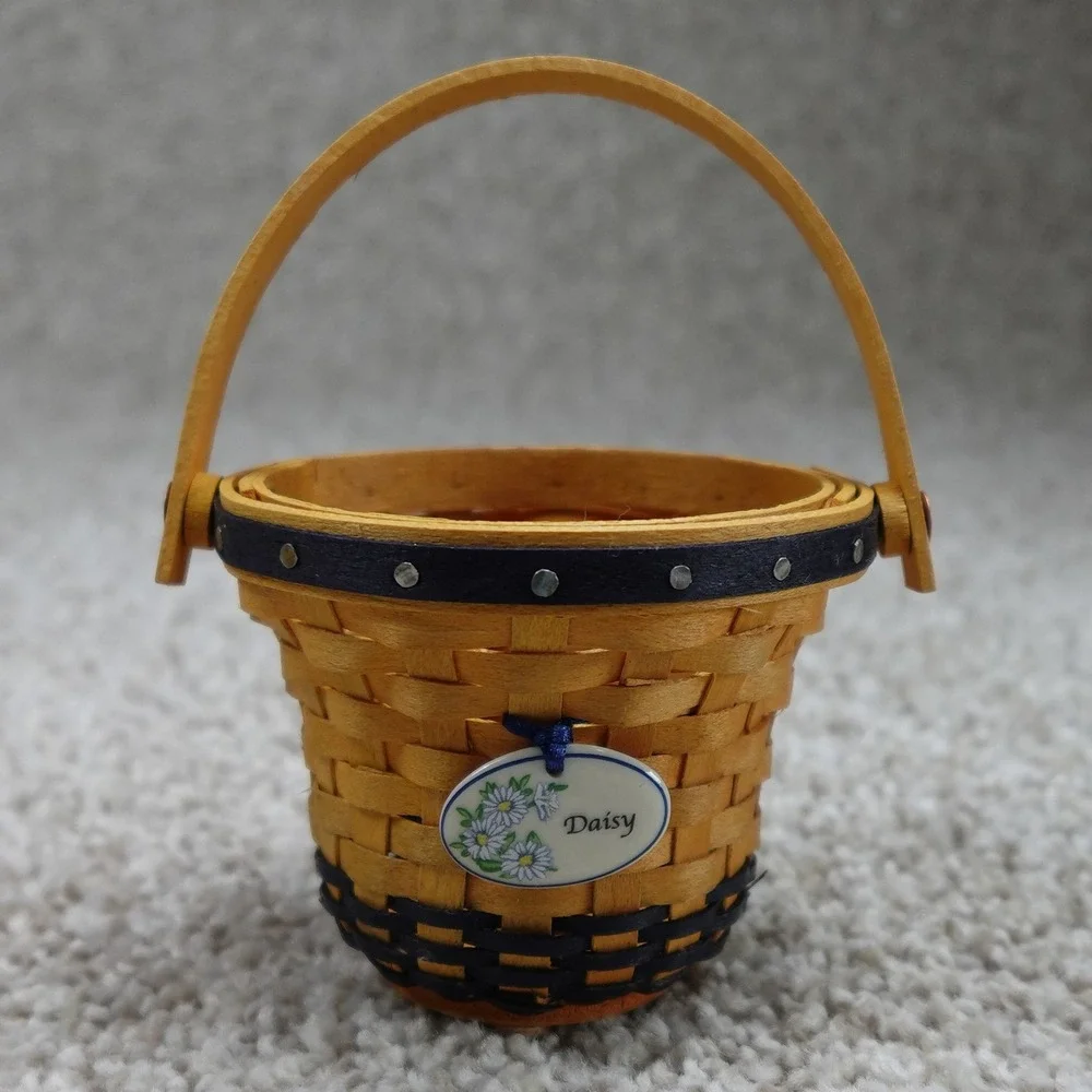 Longaberger 2006 Collectors Club May Series Miniature Daisy Basket Set Retired